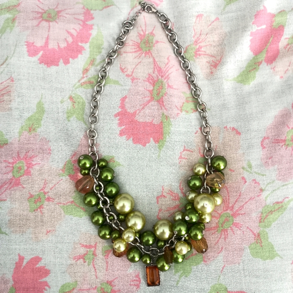 Vintage Anthro Green VerdantvNecklace